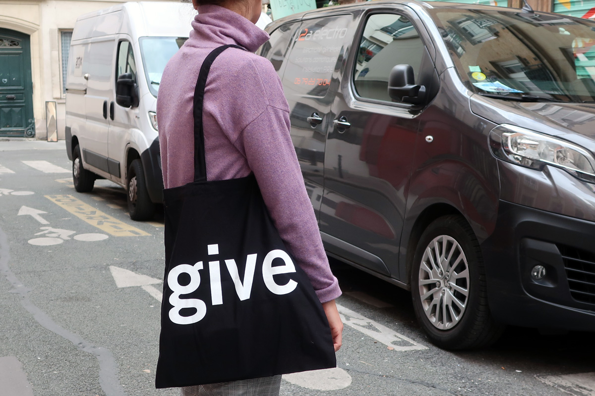 Elsa Werth, Give and Take tote bag, 2022, view 1